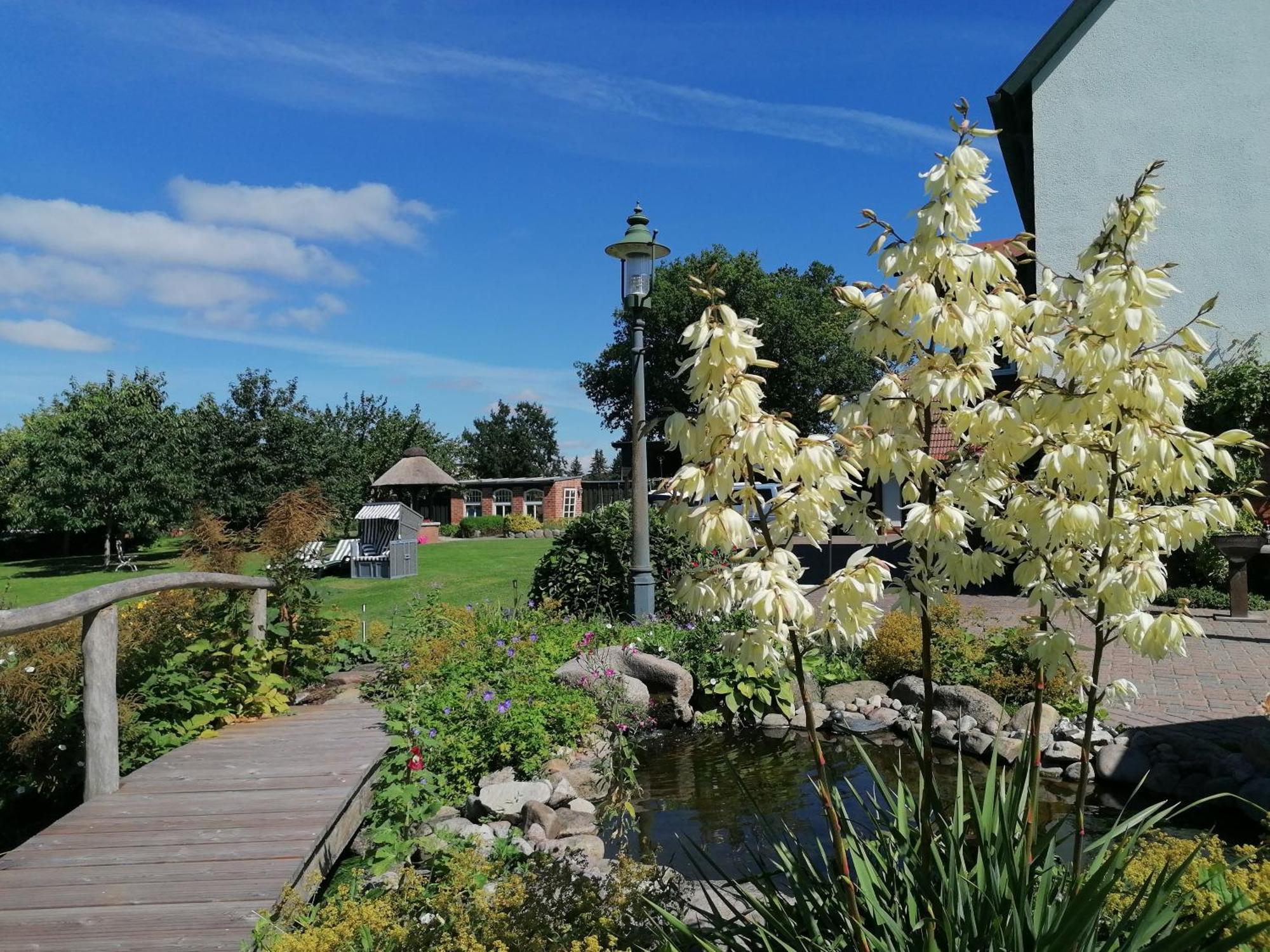 Landtraum Im Traumland Mecklenburg Apartment Warin Екстериор снимка