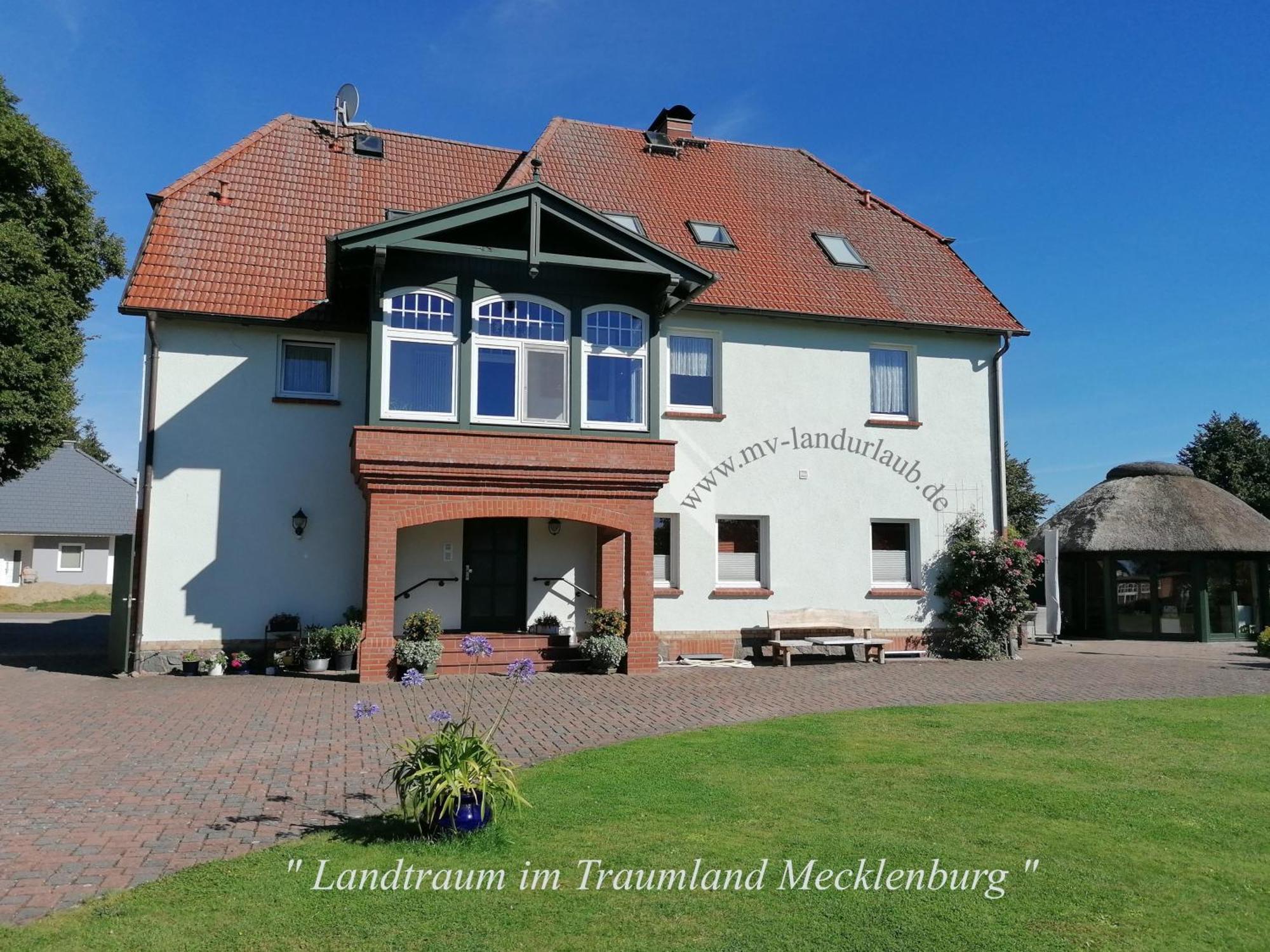 Landtraum Im Traumland Mecklenburg Apartment Warin Екстериор снимка