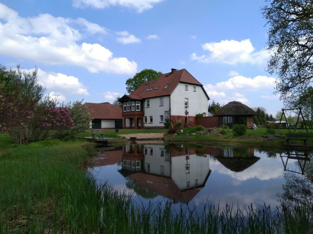 Landtraum Im Traumland Mecklenburg Apartment Warin Екстериор снимка